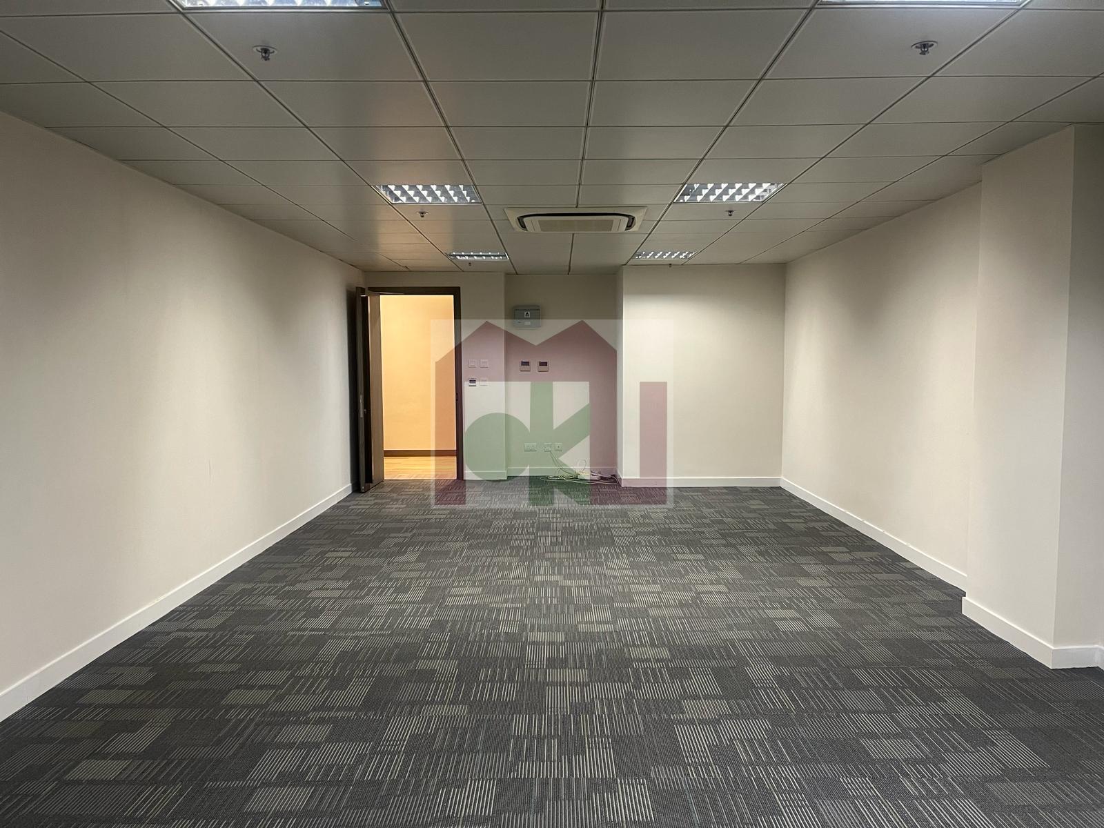 LT Tower building or unit photo